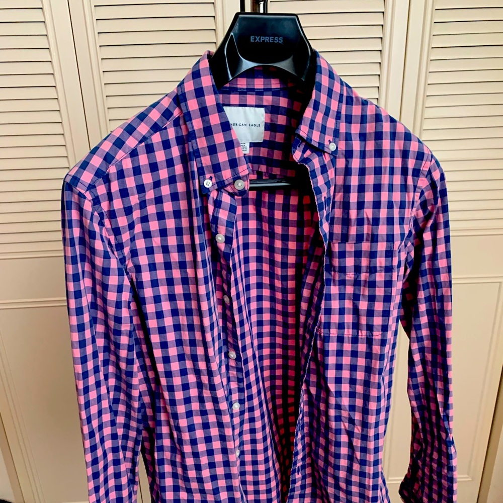 American Eagle mens small long sleeve button up